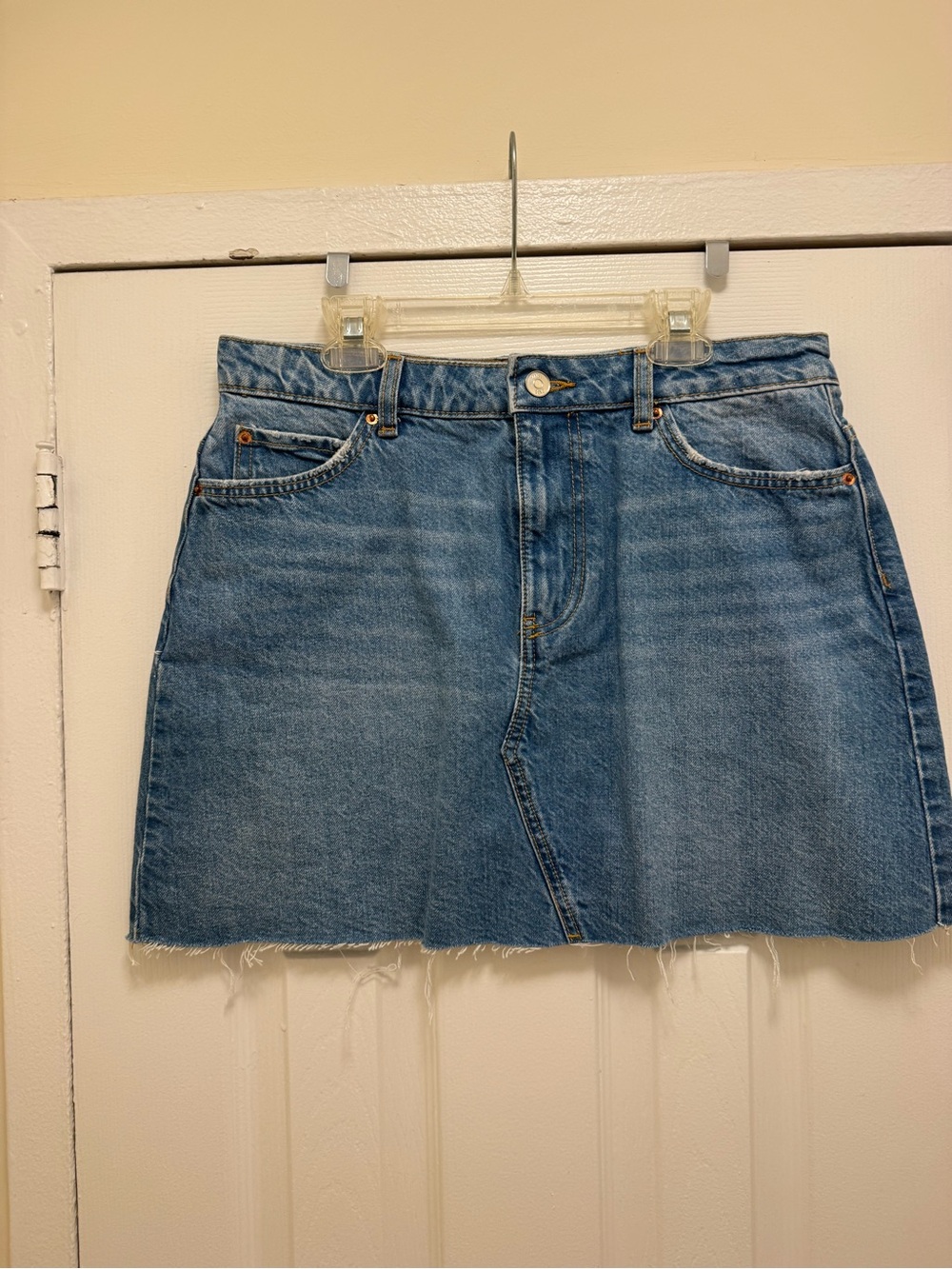 Zara Blue Denim Frayed-Hem Mini Skirt